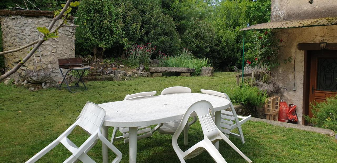 Les Gites Du Hameau Avec Piscine Castelnau-sur-Gupie Екстериор снимка
